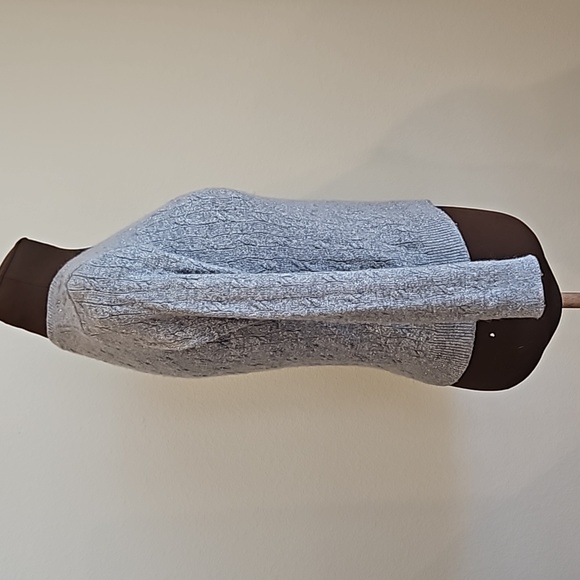 Loft - Size Small - Gray Sweater - Picture 3 of 5